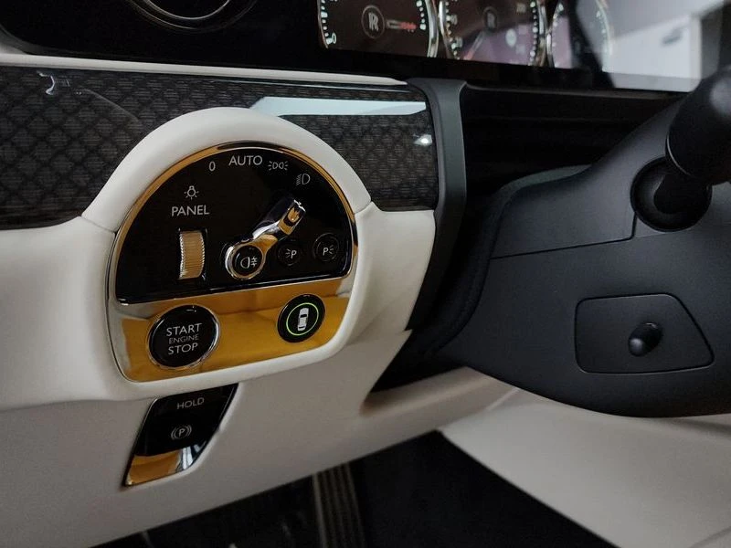Rolls-Royce Ghost КРАЙНА ЦЕНА: 318136 EUR, снимка 17 - Автомобили и джипове - 55966812