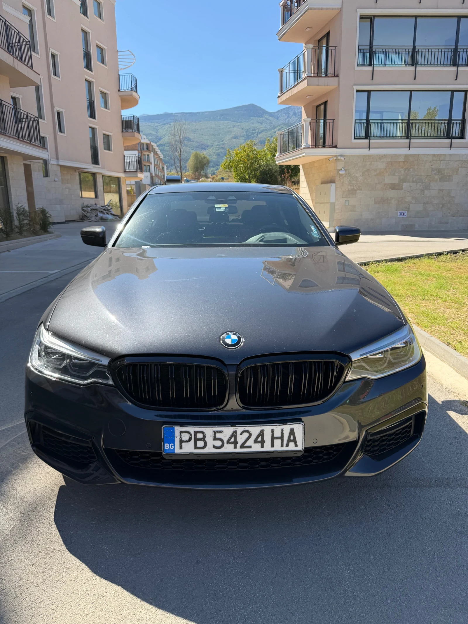 BMW 520 G30 Xdrive M, снимка 1