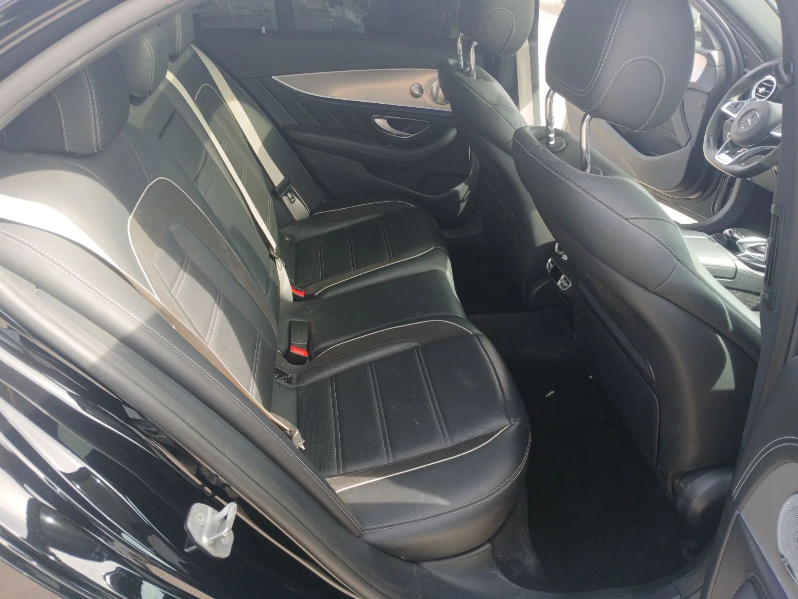 Mercedes-Benz E 63 AMG S 4Matic+  | Mobile.bg   16