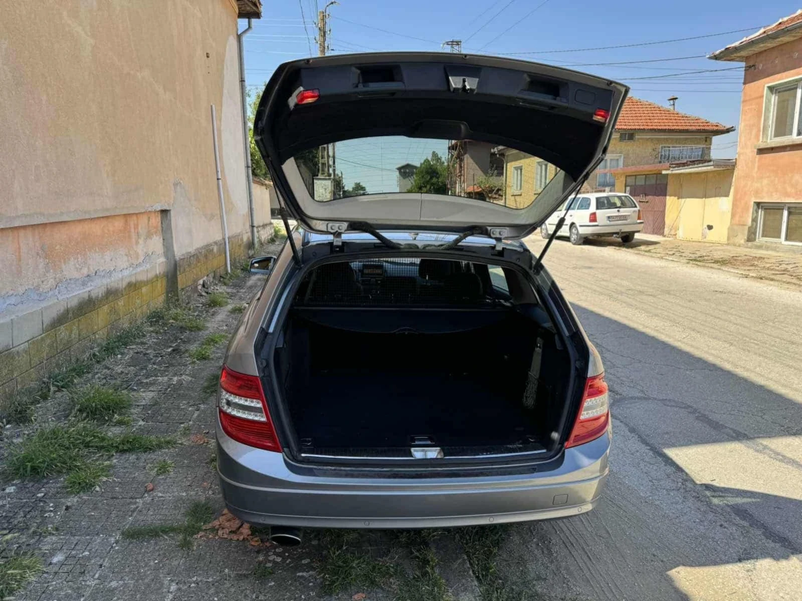 Mercedes-Benz C 220  - изображение 5