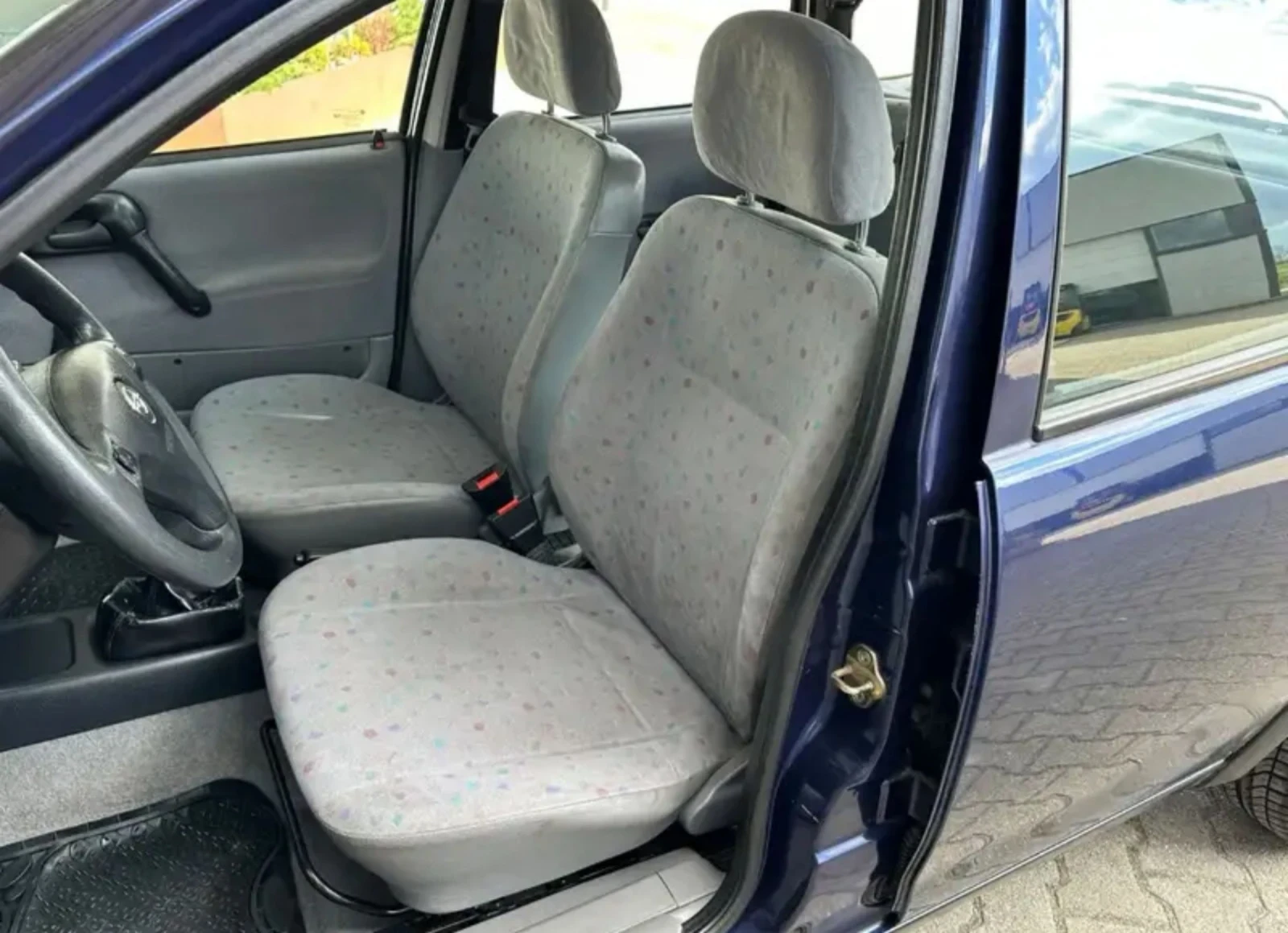 Opel Corsa 1.0i - изображение 9