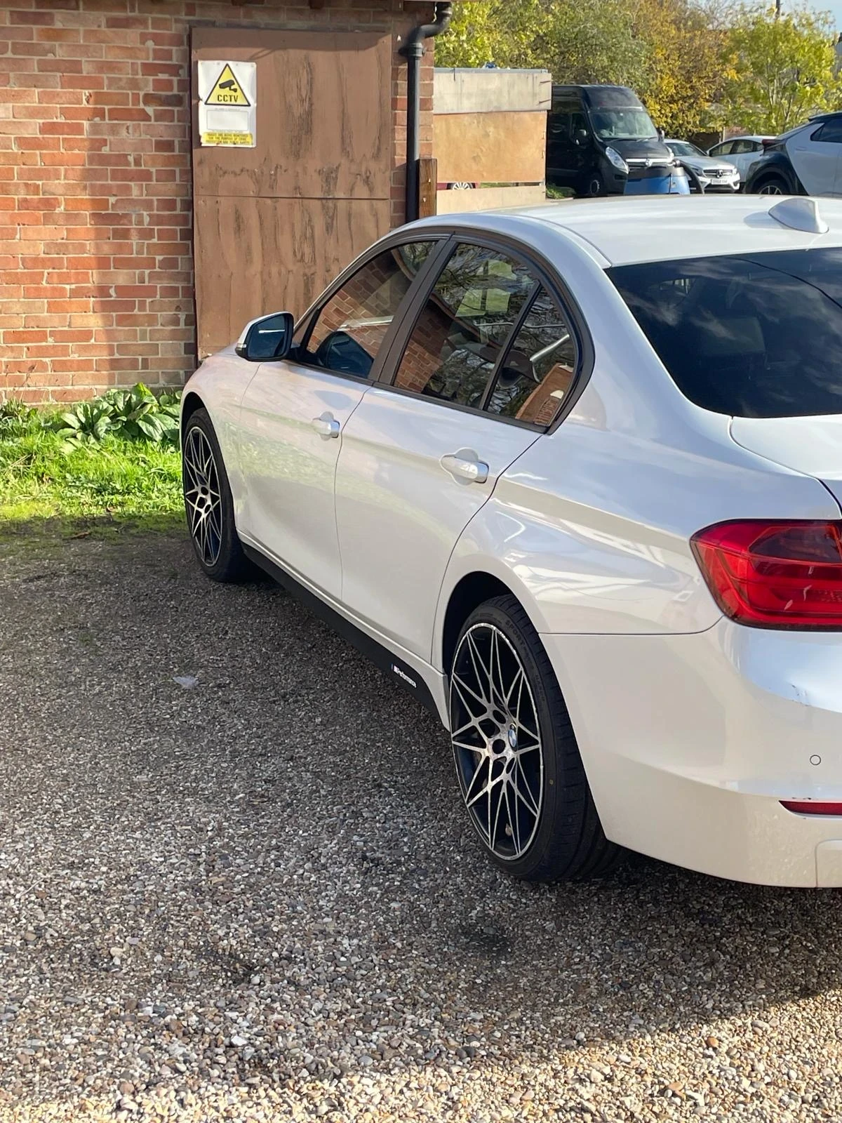 BMW 318  - изображение 5