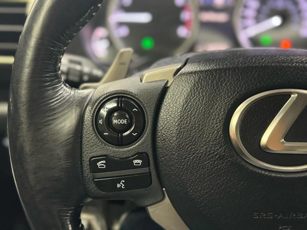 Lexus IS * AWD| BACKUP| COOLED SEATS| SUNROOF| CLEAN CARFAX | Mobile.bg � ����������� 14