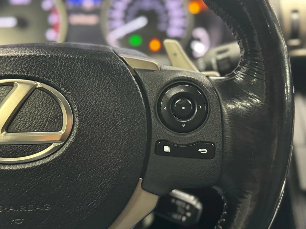 Lexus IS * AWD| BACKUP| COOLED SEATS| SUNROOF| CLEAN CARFAX | Mobile.bg � ����������� 13