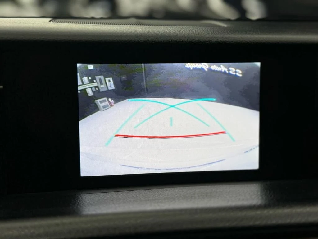 Lexus IS * AWD| BACKUP| COOLED SEATS| SUNROOF| CLEAN CARFAX | Mobile.bg � ����������� 16