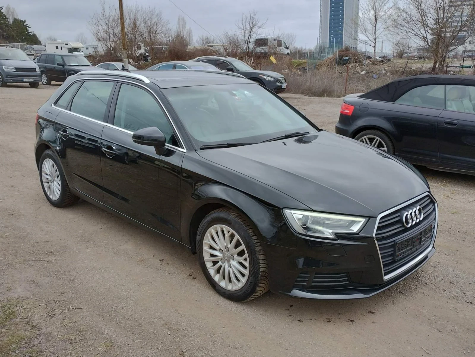 Audi A3 1.6 TDI EURO 6 , снимка 4 - Автомобили и джипове - 53894010