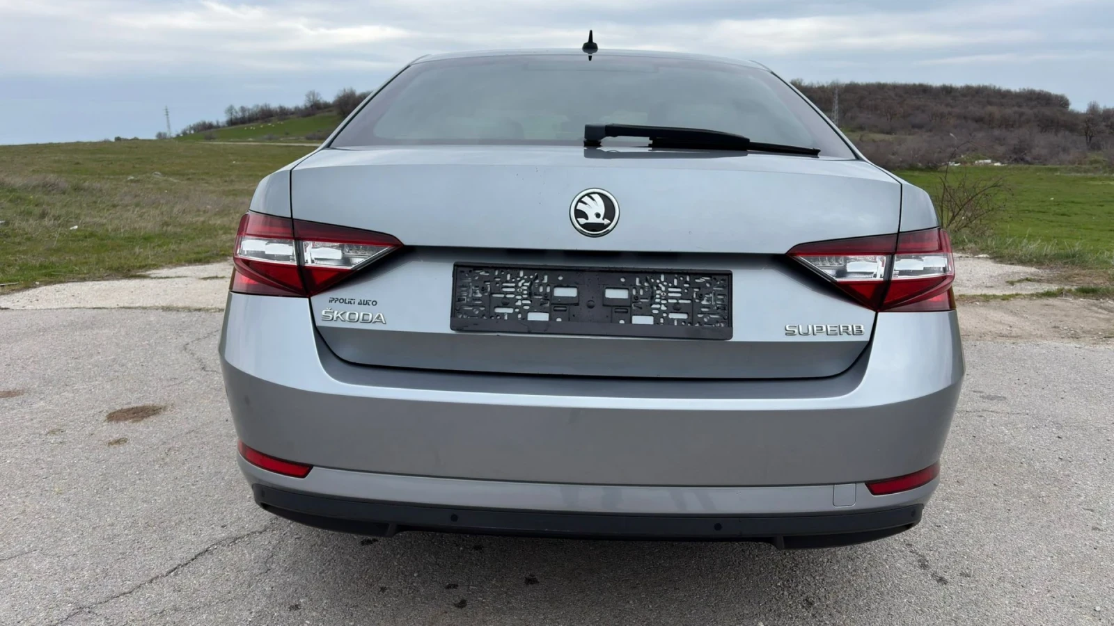 Skoda Superb 2.0 TDI, DSG, снимка 4 - Автомобили и джипове - 53926174