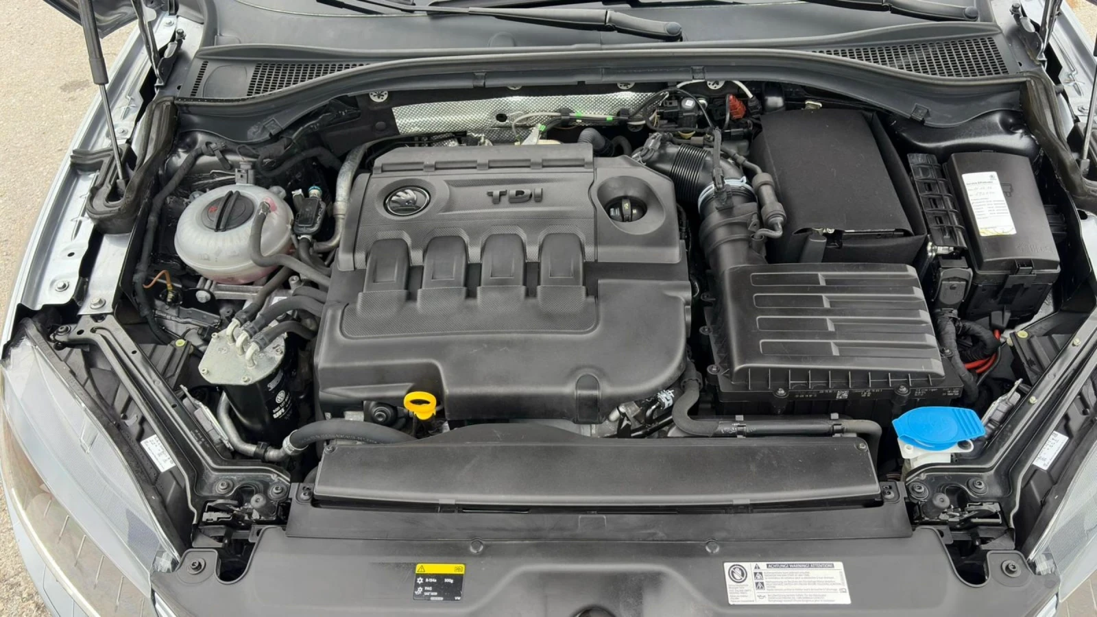 Skoda Superb 2.0 TDI, DSG, снимка 17 - Автомобили и джипове - 53926174