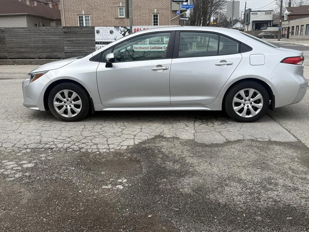 Toyota Corolla LE* FWD* АвтоКредит* (ЦЕНА ДО БГ), снимка 8 - Автомобили и джипове - 54136546