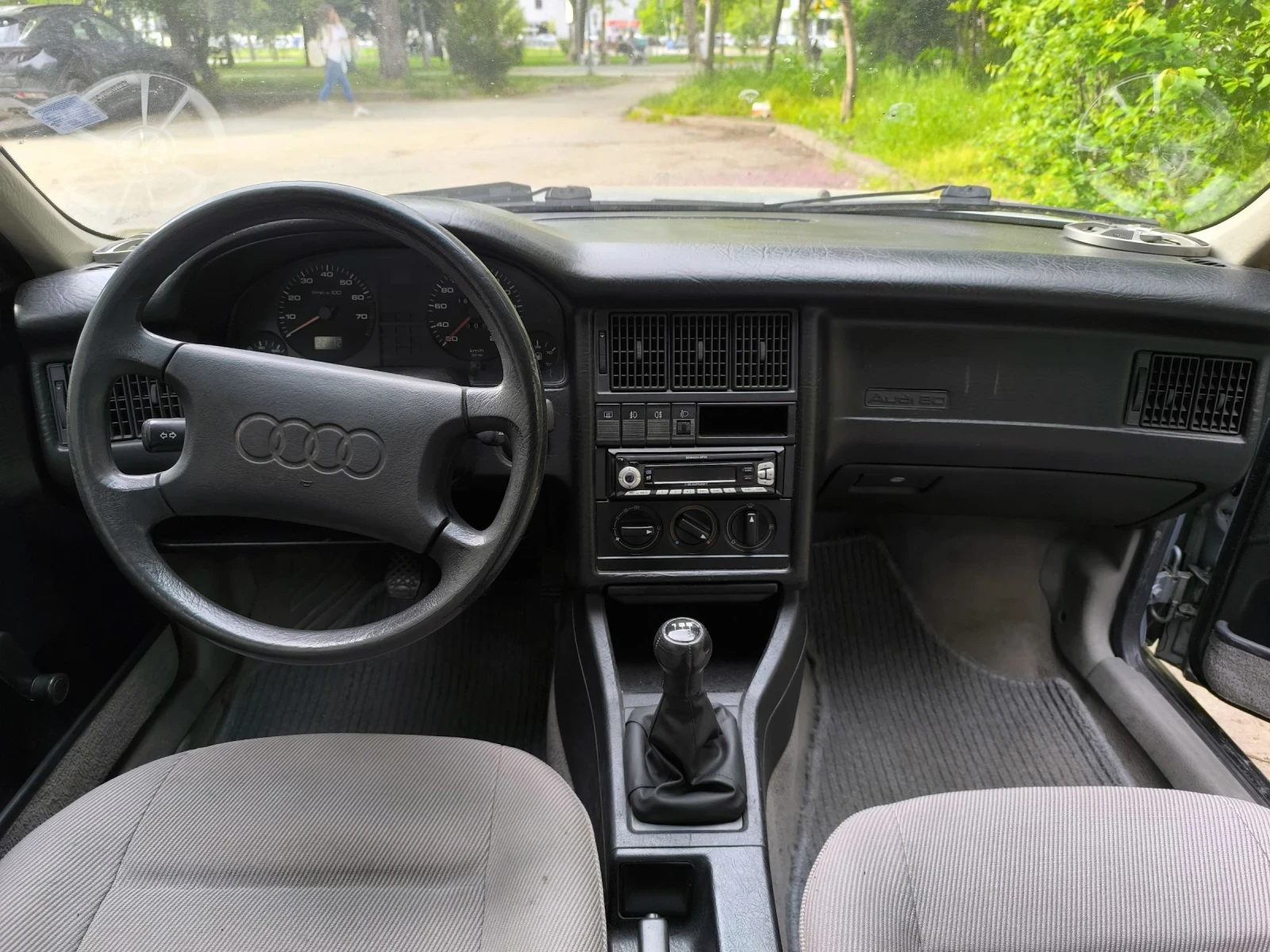 Audi 80 1.8 S, снимка 7 - Автомобили и джипове - 54500744