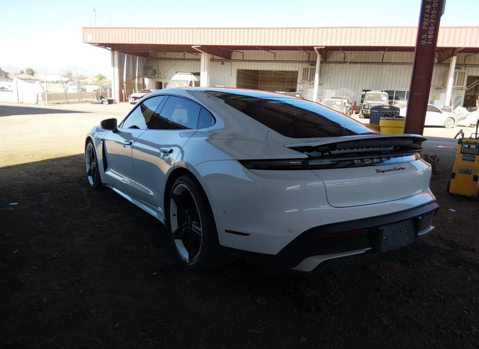 Porsche Taycan TURBO S* , снимка 3 - Автомобили и джипове - 55142710