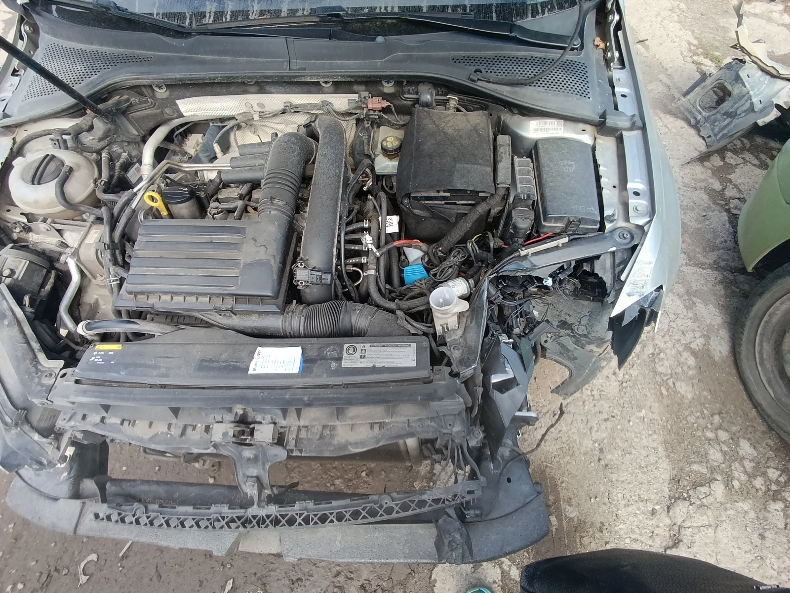 VW Golf 1.4TFSi тип мотор CXS, снимка 5 - Автомобили и джипове - 55259568