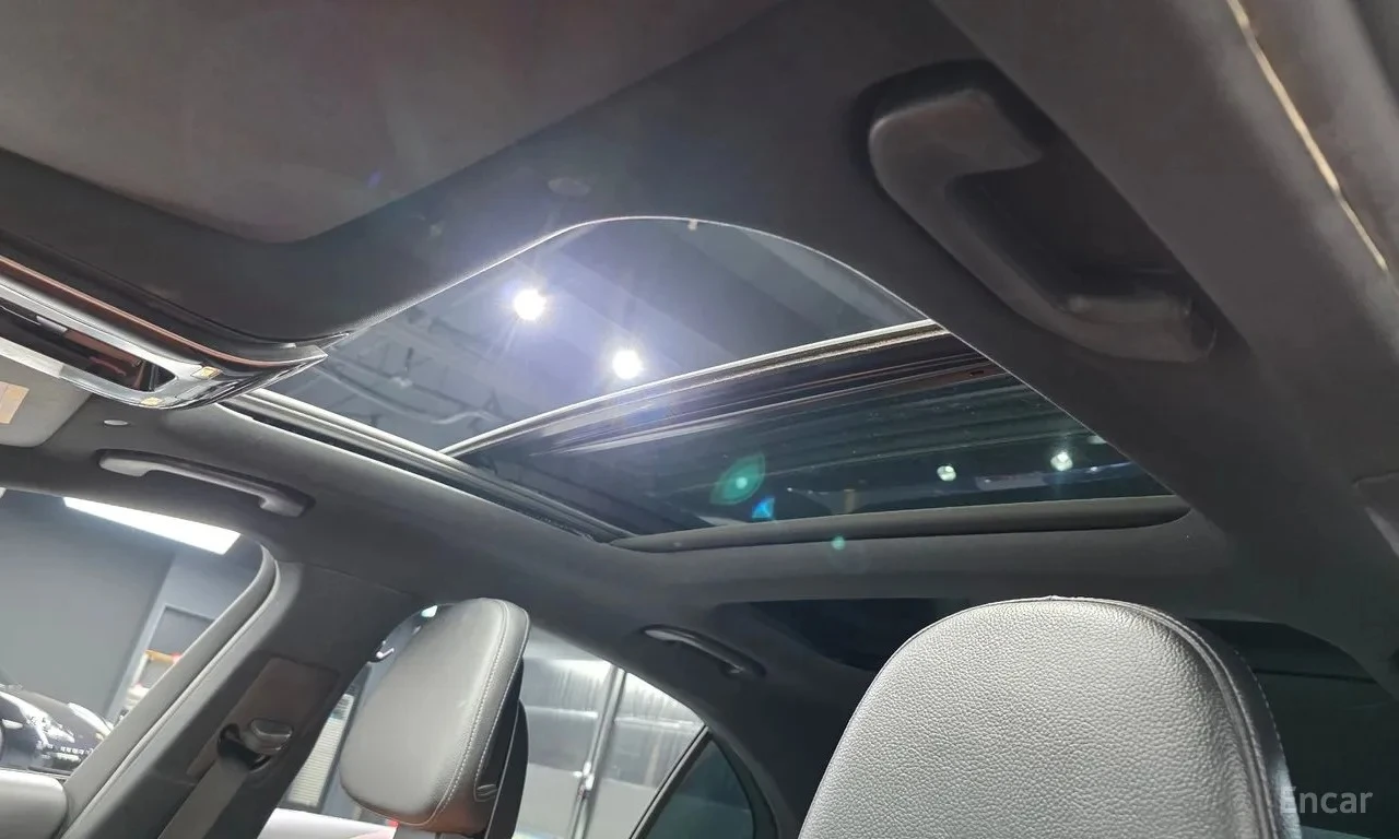 Mercedes-Benz C 300 AMG line/Head up/360 Cam/�������/�������� | Mobile.bg � ����������� 9