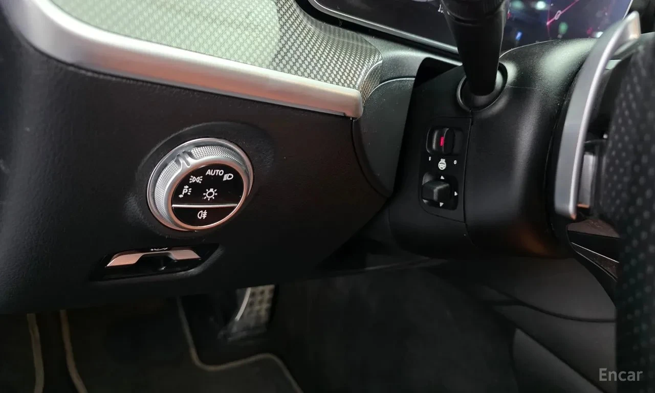 Mercedes-Benz C 300 AMG line/Head up/360 Cam/�������/�������� | Mobile.bg � ����������� 7
