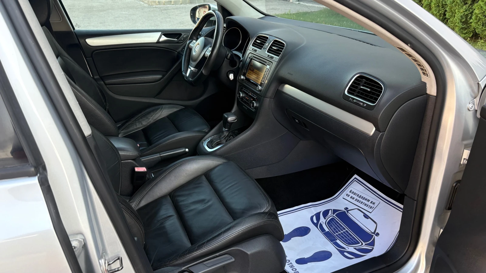 VW Golf 2.0tdi/NAVI/ КОЖА, снимка 13 - Автомобили и джипове - 55658590