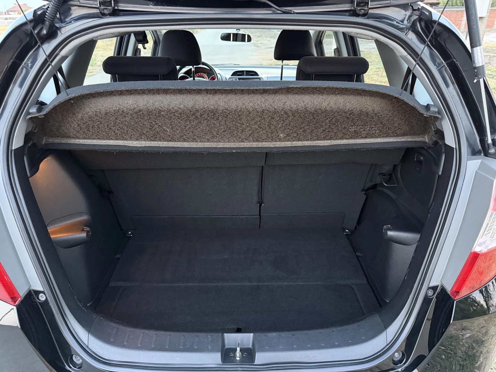 Honda Jazz 1.4, снимка 14 - Автомобили и джипове - 56035046