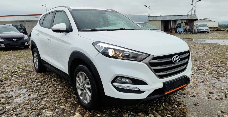 Hyundai Tucson GO! 4x4, снимка 1 - Автомобили и джипове - 45842422