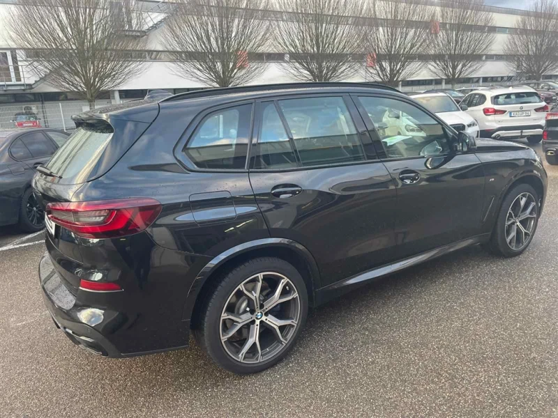 BMW X5 xDrive40d, снимка 3 - Автомобили и джипове - 48637682