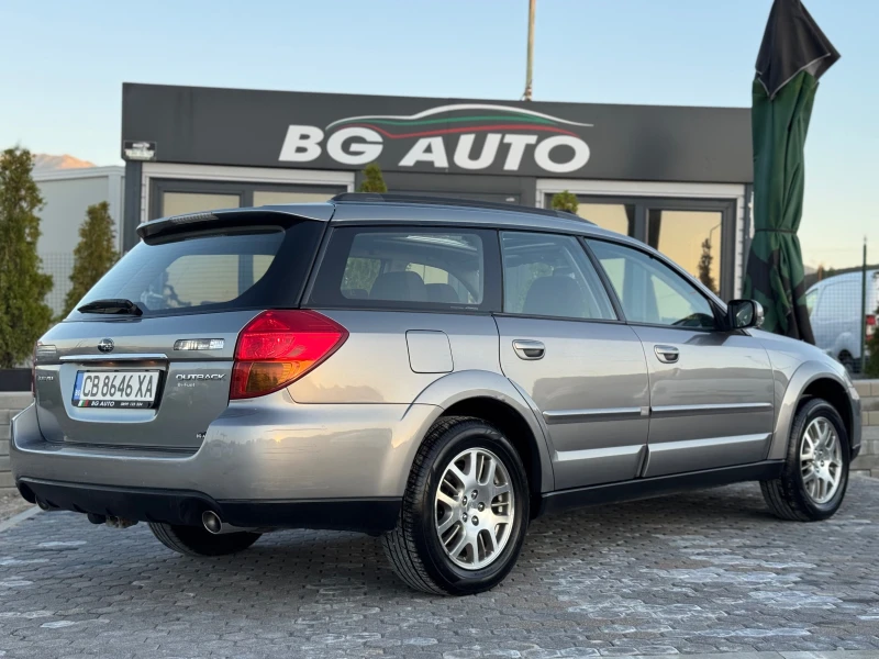 Subaru Outback * ИТАЛИЯ* ГАЗ* 2.5-165* ПАНОРАМА* , снимка 4 - Автомобили и джипове - 49750045