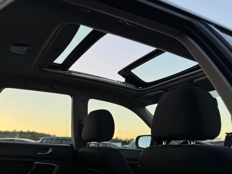 Subaru Outback * ИТАЛИЯ* ГАЗ* 2.5-165* ПАНОРАМА* , снимка 12 - Автомобили и джипове - 49750045