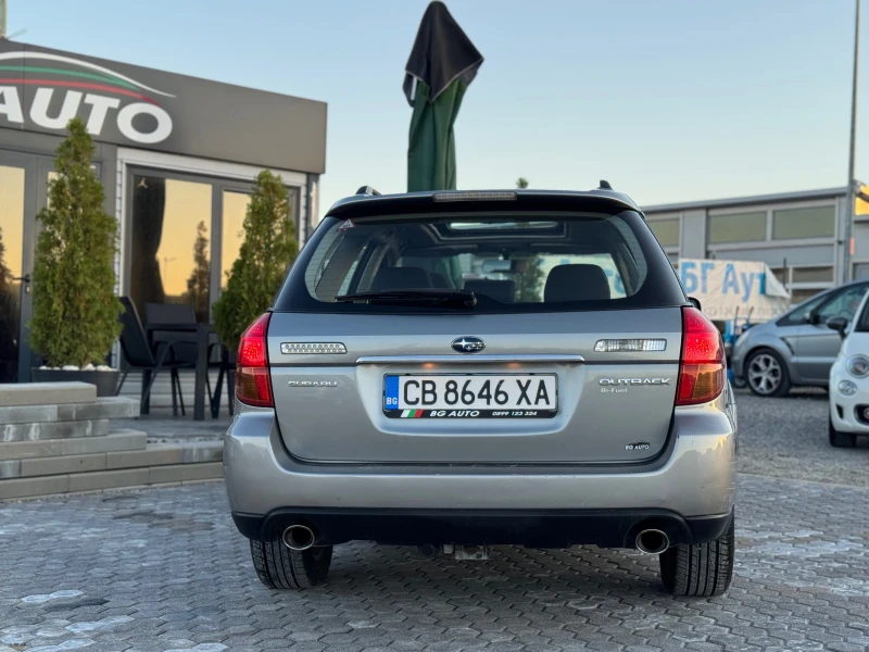 Subaru Outback * ИТАЛИЯ* ГАЗ* 2.5-165* ПАНОРАМА* , снимка 5 - Автомобили и джипове - 49750045