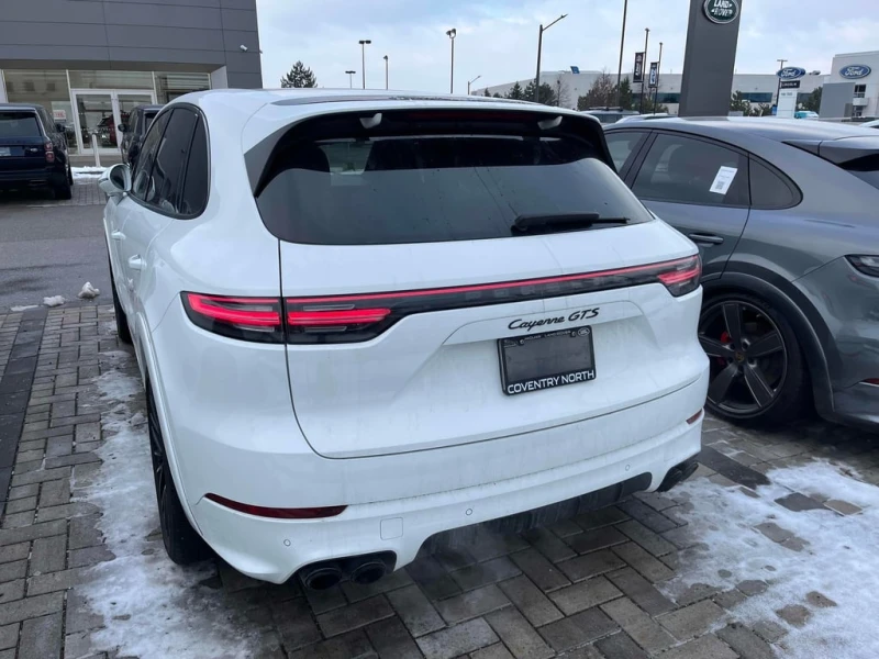 Porsche Cayenne * GTS * CARFAX * БЕЗ ПЪРВОНАЧАЛНА ВНОСКА, снимка 4 - Автомобили и джипове - 53020582