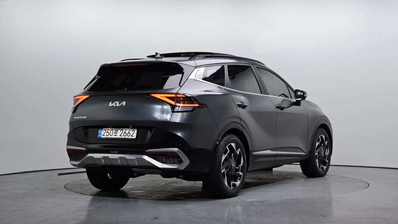 Kia Sportage 2.0CRDI/4x4/Пълна сервизна !!!, снимка 2 - Автомобили и джипове - 53417270