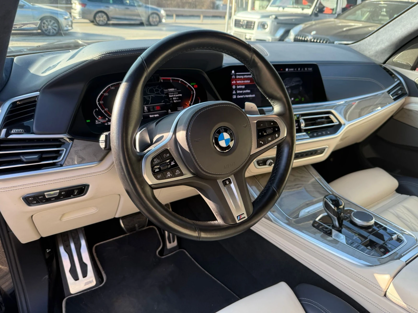 BMW X7 3.0 d M Sport Package - изображение 10