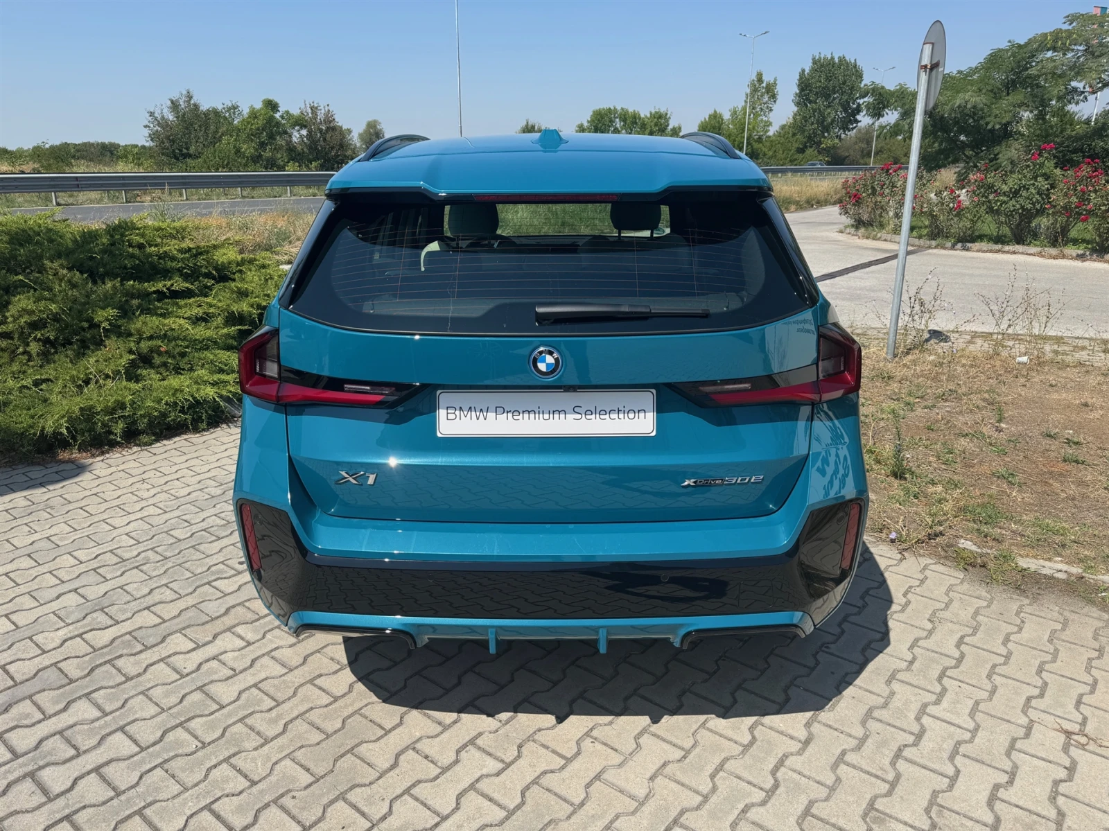 BMW X1 xDrive30e - изображение 9