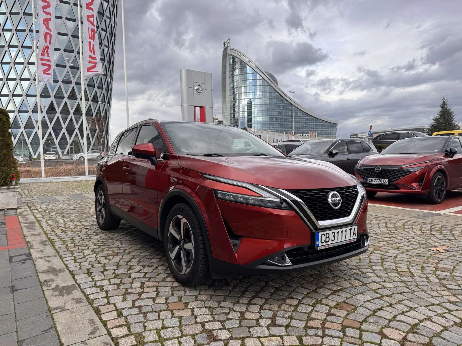 Nissan Qashqai N-Connecta 4X4 / Pro Pilot / HUD - изображение 3