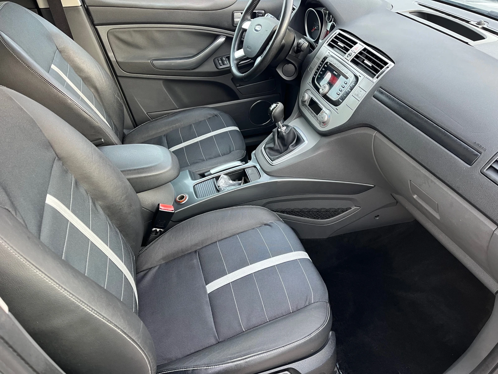 Ford Kuga 2.0TDCI 4x4 TITANIUM - изображение 10