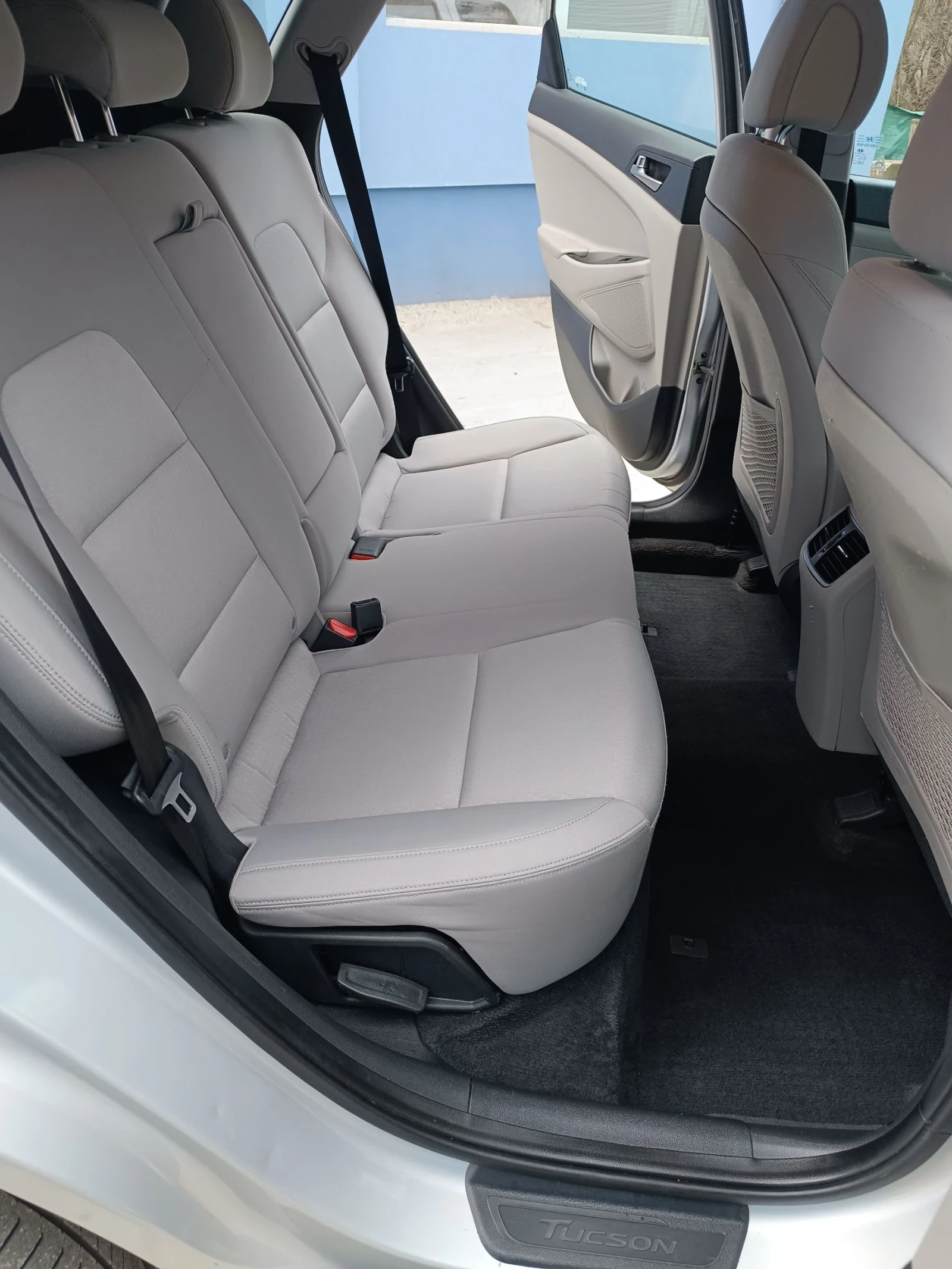 Hyundai Tucson 2.0 GDi Automatic , снимка 14 - Автомобили и джипове - 53975811