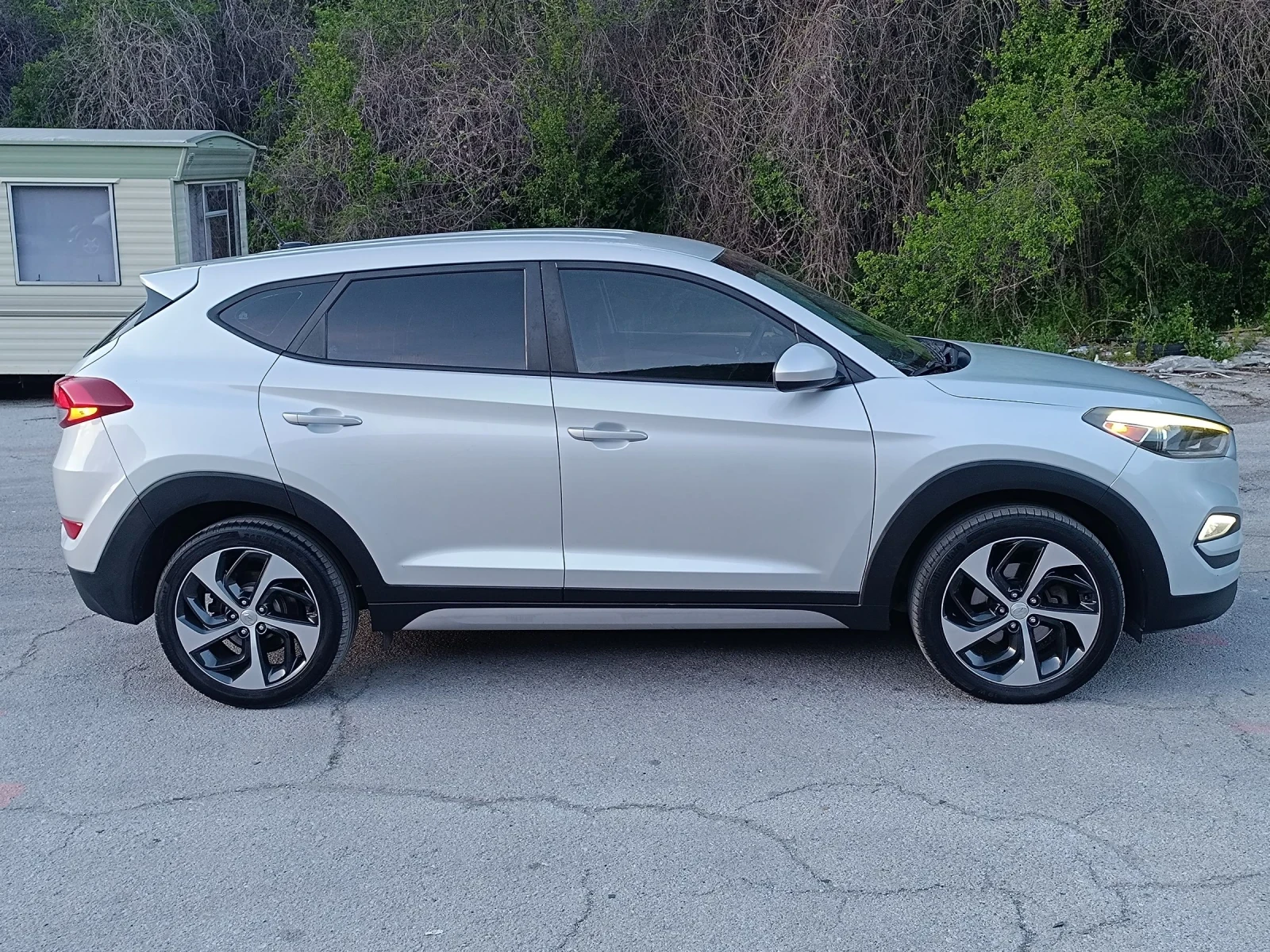 Hyundai Tucson 2.0 GDi Automatic  | Mobile.bg � ����������� 9