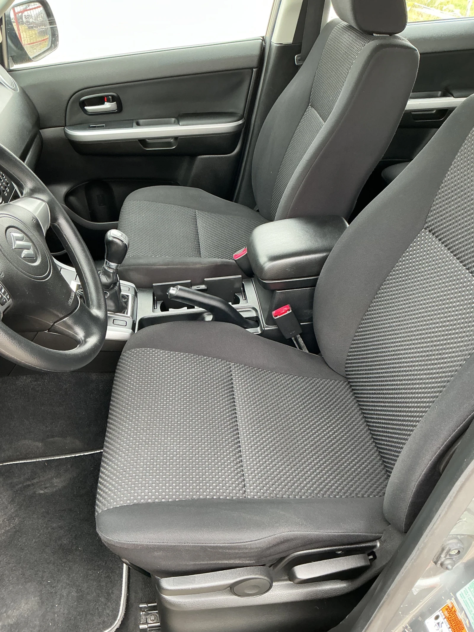 Suzuki Vitara 1, 9, снимка 8 - Автомобили и джипове - 54167552