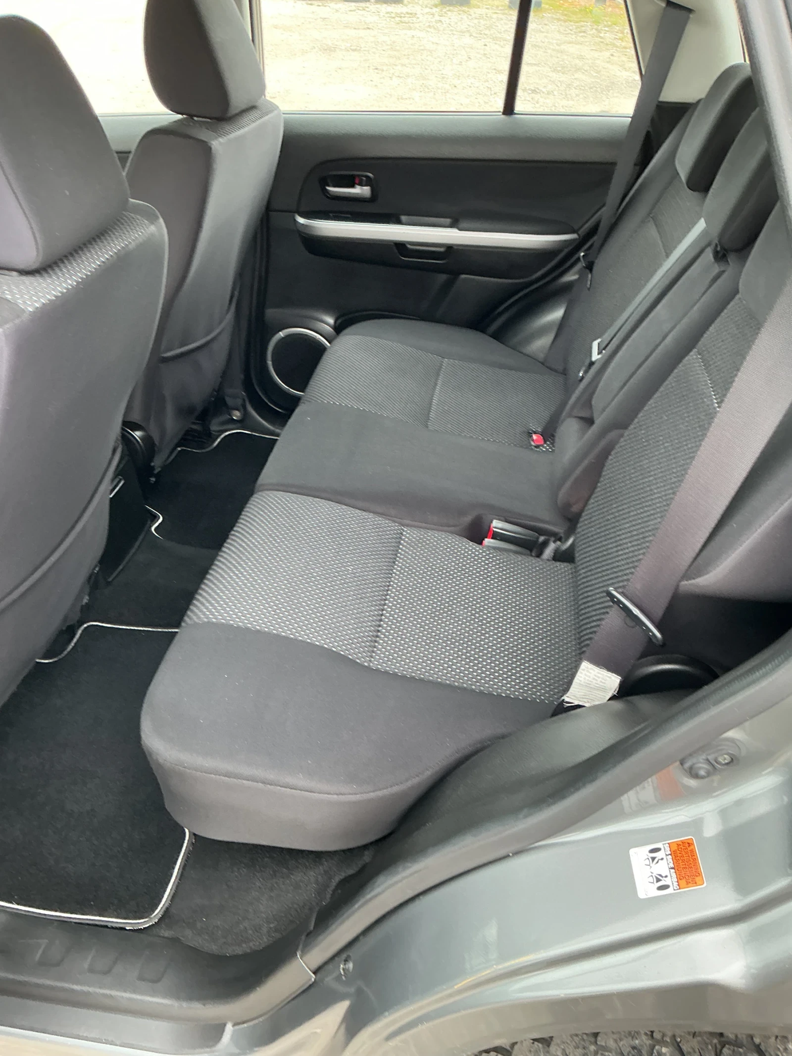 Suzuki Vitara 1, 9, снимка 9 - Автомобили и джипове - 54167552