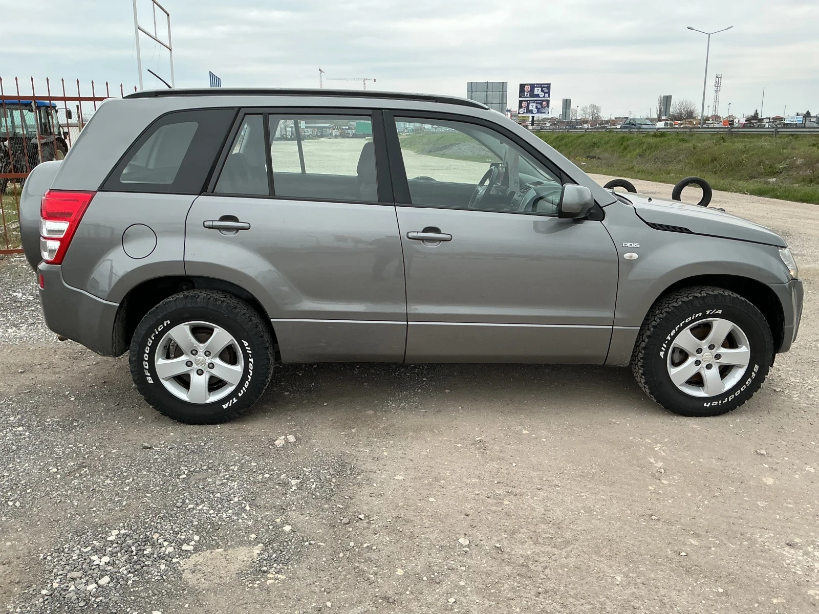 Suzuki Vitara 1, 9, снимка 6 - Автомобили и джипове - 54167552