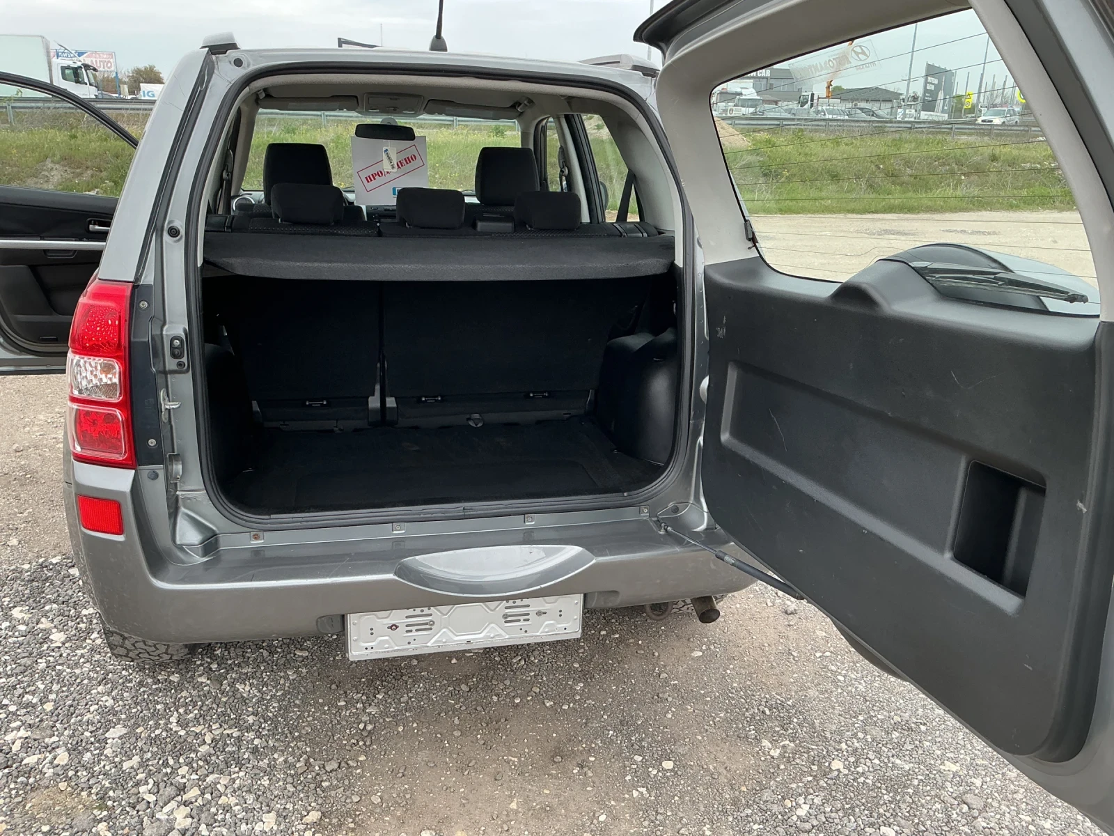 Suzuki Vitara 1, 9, снимка 12 - Автомобили и джипове - 54167552