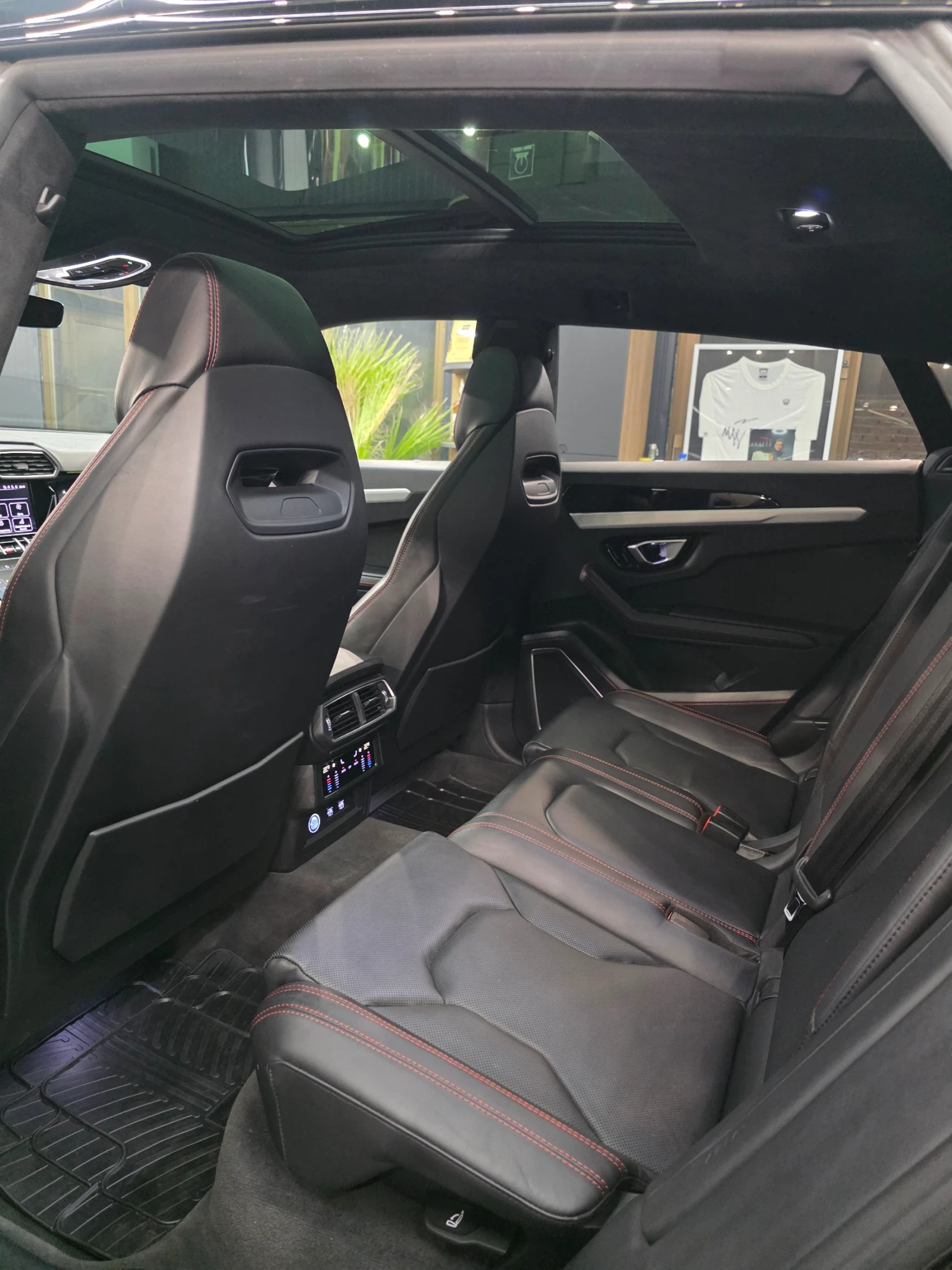 Lamborghini Urus Performance 800+ , снимка 15 - Автомобили и джипове - 54194084