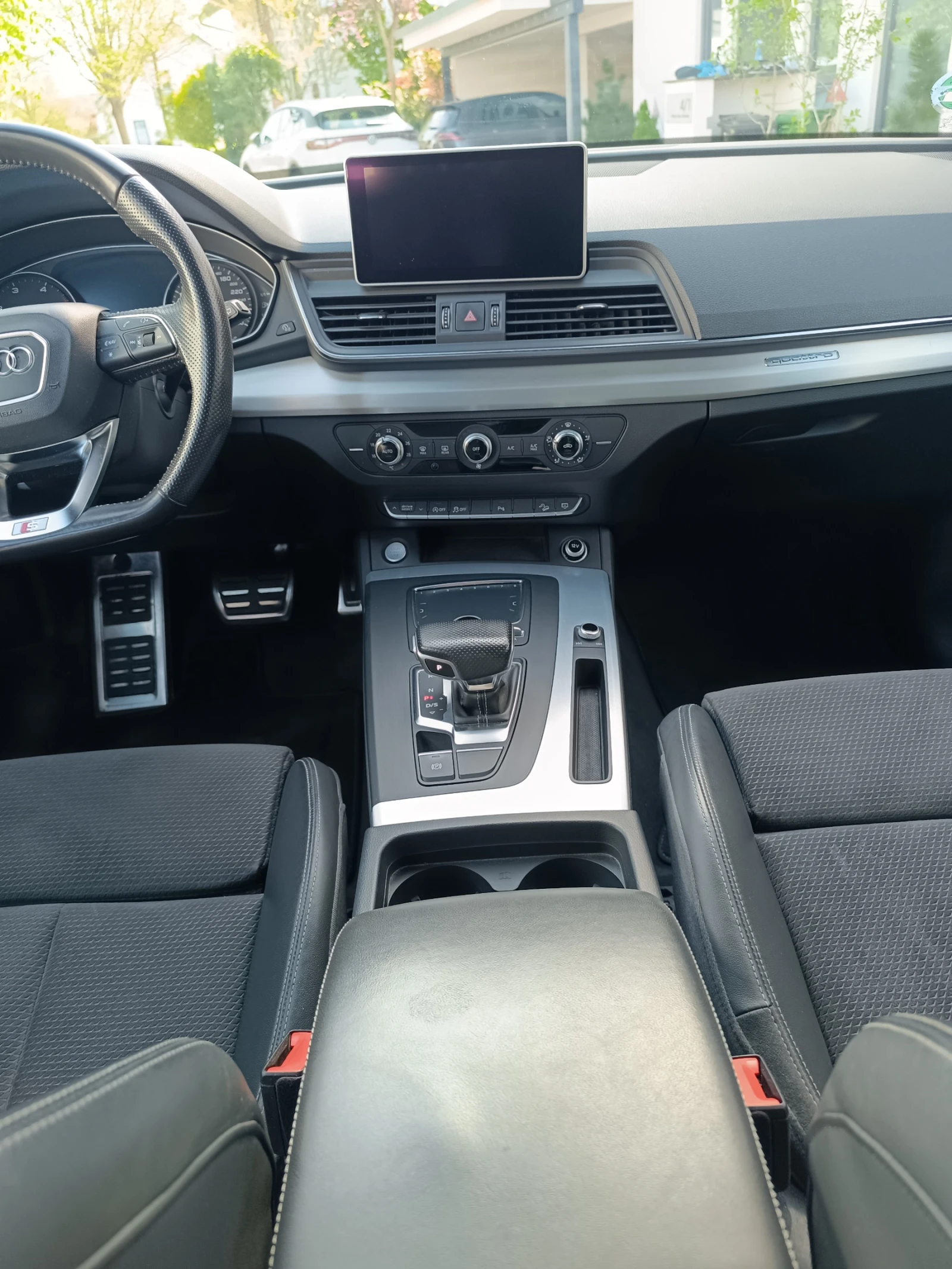 Audi Q5, снимка 8 - Автомобили и джипове - 54492363