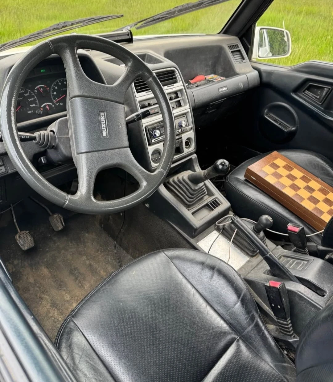 Suzuki Vitara 1.6 16V С Газ, снимка 5 - Автомобили и джипове - 54542072