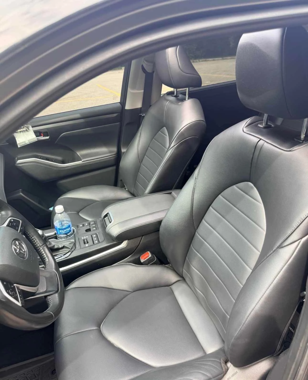 Toyota Highlander * XLE AWD * АВТОКРЕДИТ * ГЛАВНО ПРЕДСТАВИТЕЛСТВО, снимка 12 - Автомобили и джипове - 56096993