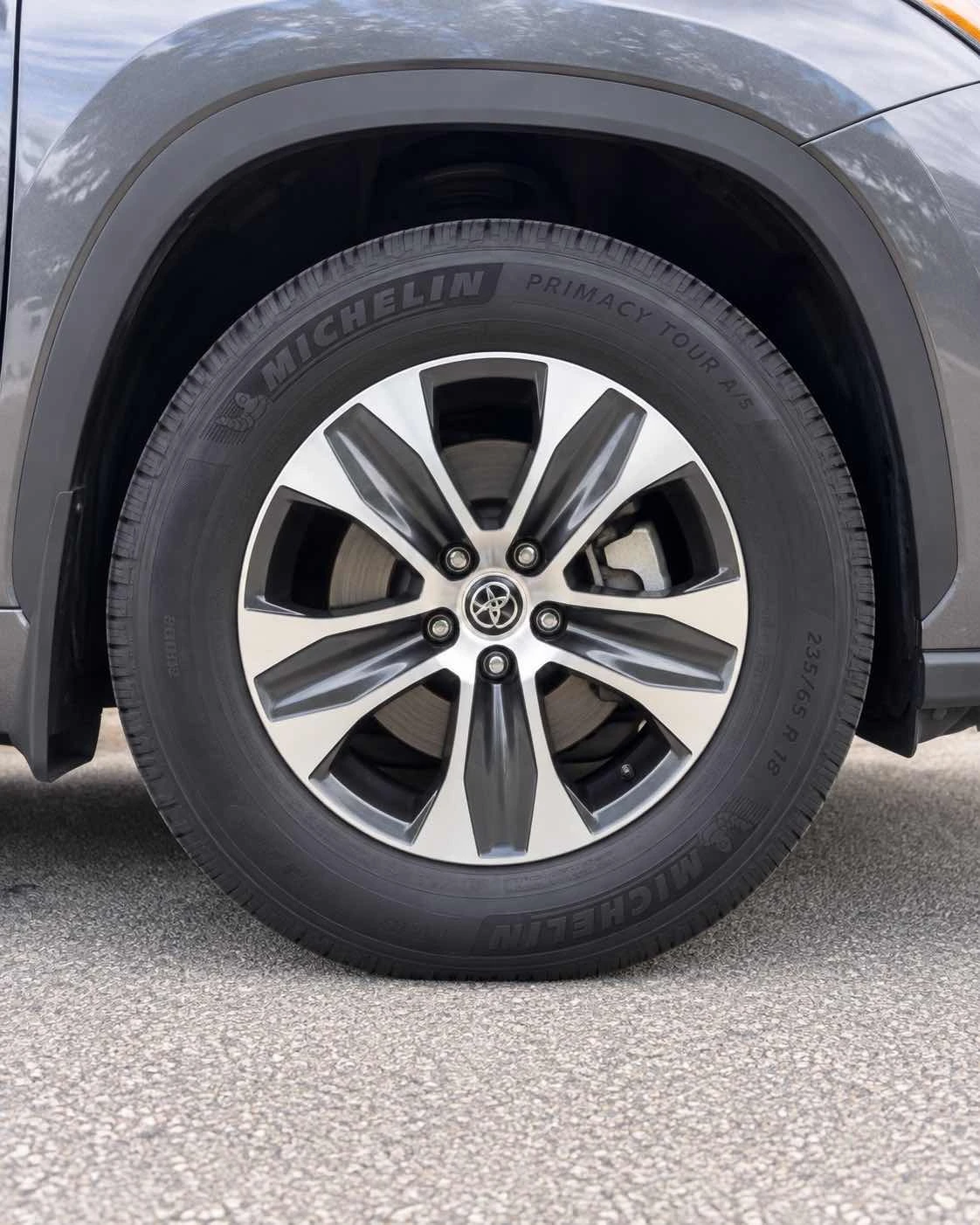 Toyota Highlander * XLE AWD * АВТОКРЕДИТ * ГЛАВНО ПРЕДСТАВИТЕЛСТВО, снимка 7 - Автомобили и джипове - 56096993