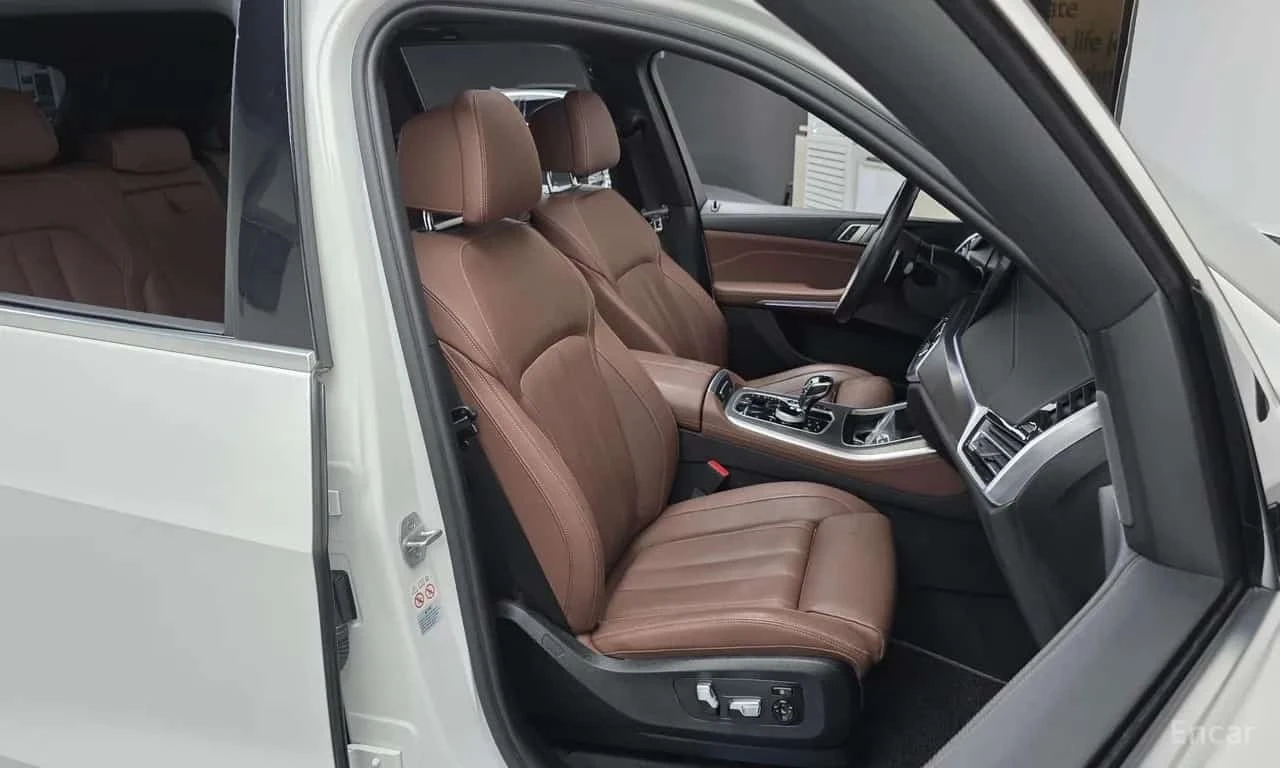 BMW X5 * xDrive 45e M Sport * БЕЗ ПЪРВОНАЧАЛНА ВНОСКА, снимка 11 - Автомобили и джипове - 56210941