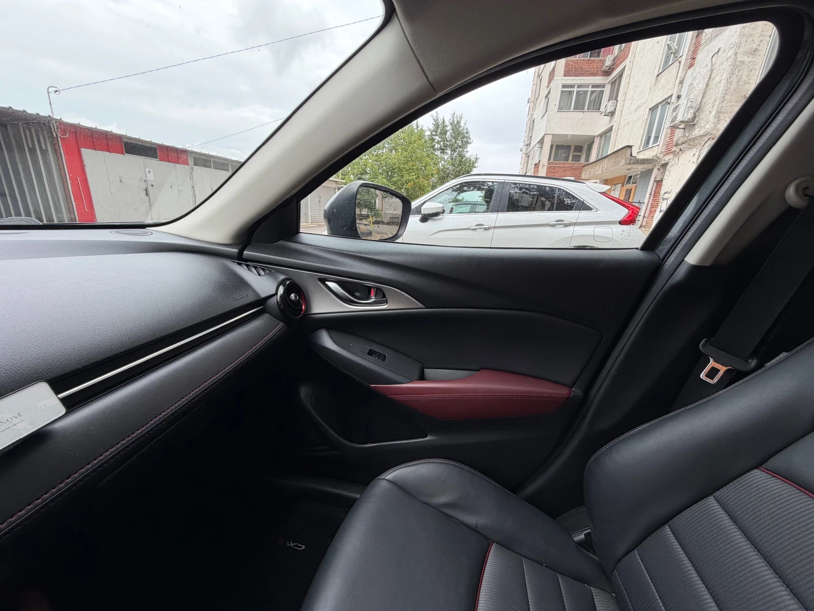 Mazda CX-3, снимка 8 - Автомобили и джипове - 56243322