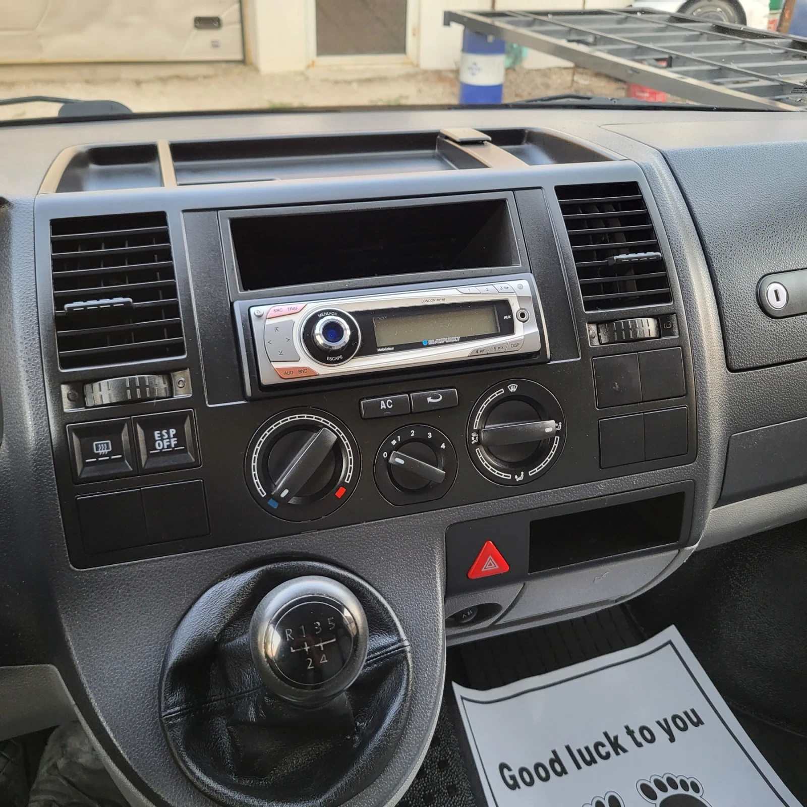 VW T5 1.9 TDi, снимка 5 - Бусове и автобуси - 56459755