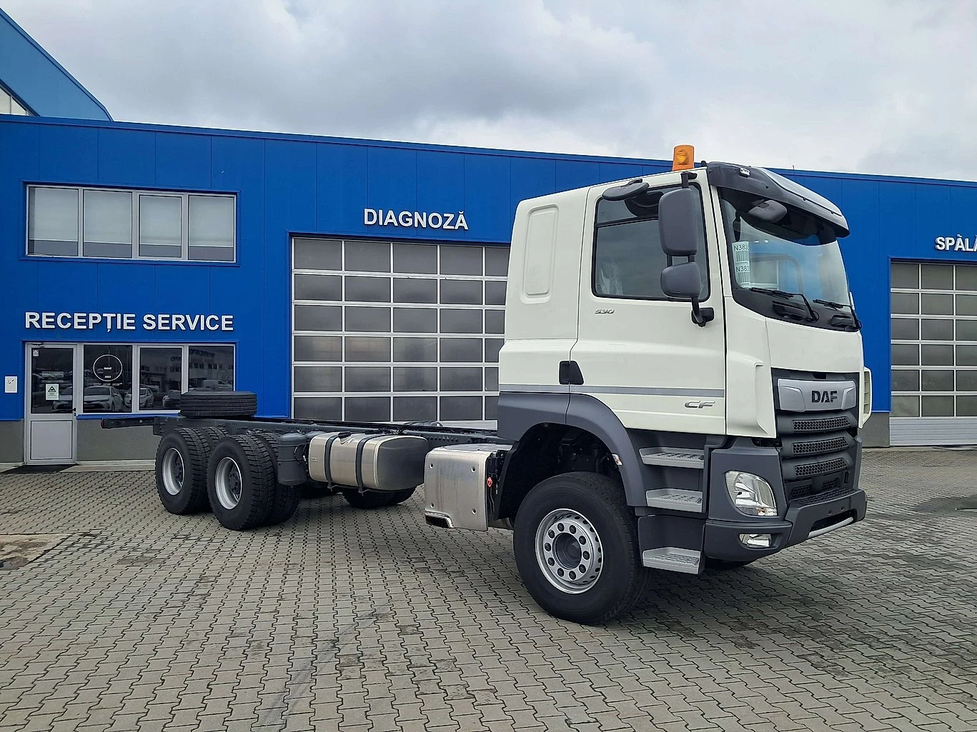 Daf CF 530 6х4 + RETARDER + PTO, снимка 4 - Камиони - 54170431