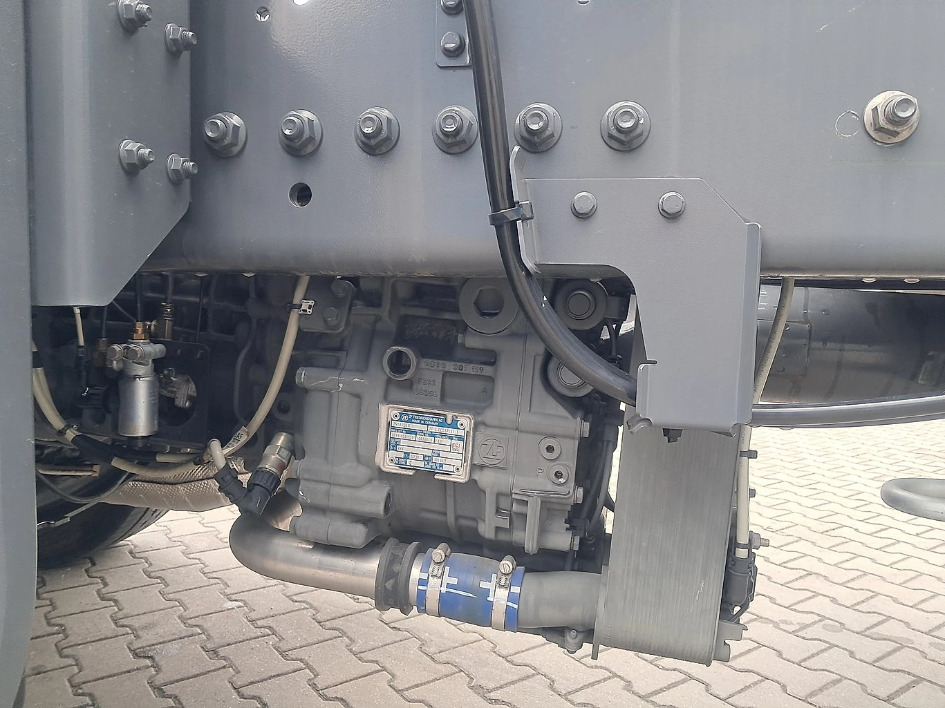 Daf CF 530 6х4 + RETARDER + PTO, снимка 9 - Камиони - 54170431