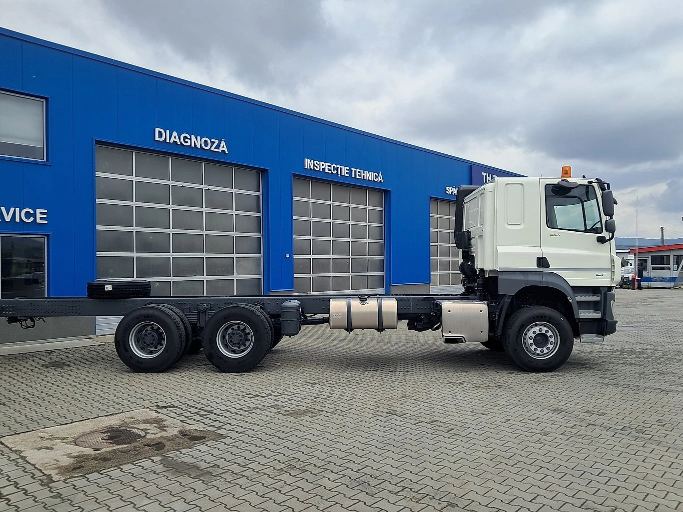 Daf CF 530 6х4 + RETARDER + PTO, снимка 5 - Камиони - 54170431