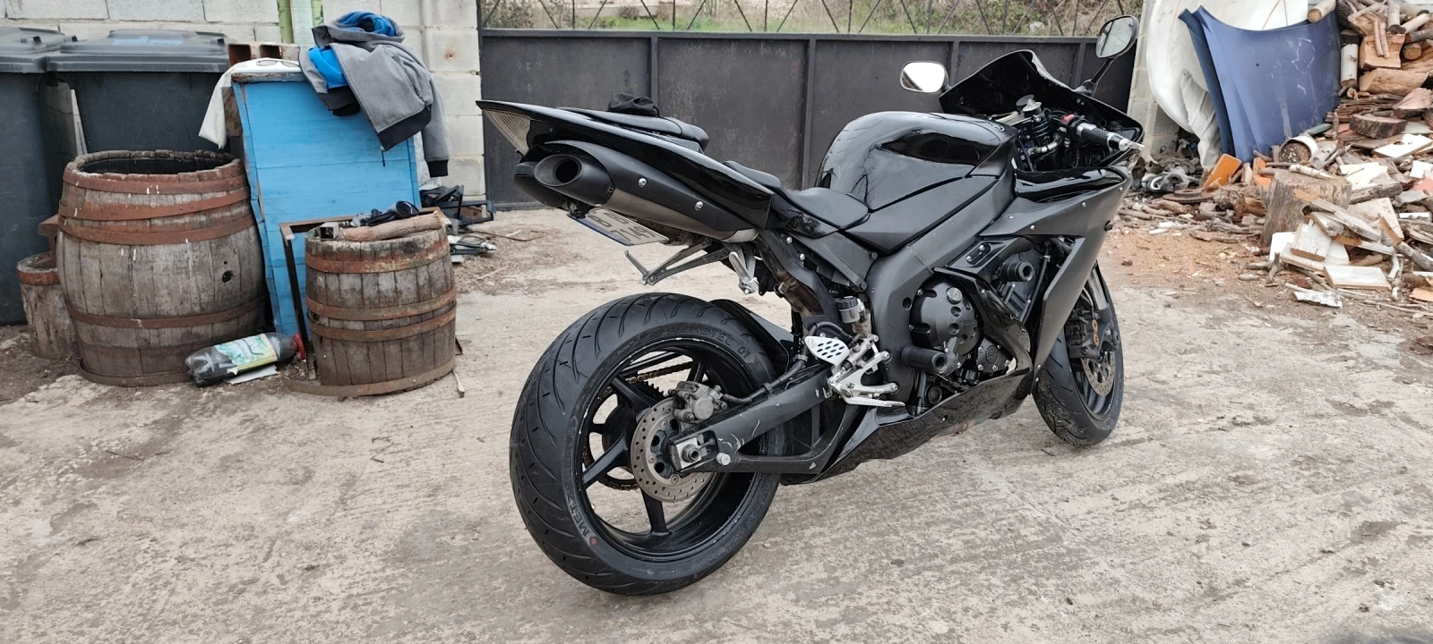 Yamaha YZF-R1  - изображение 8