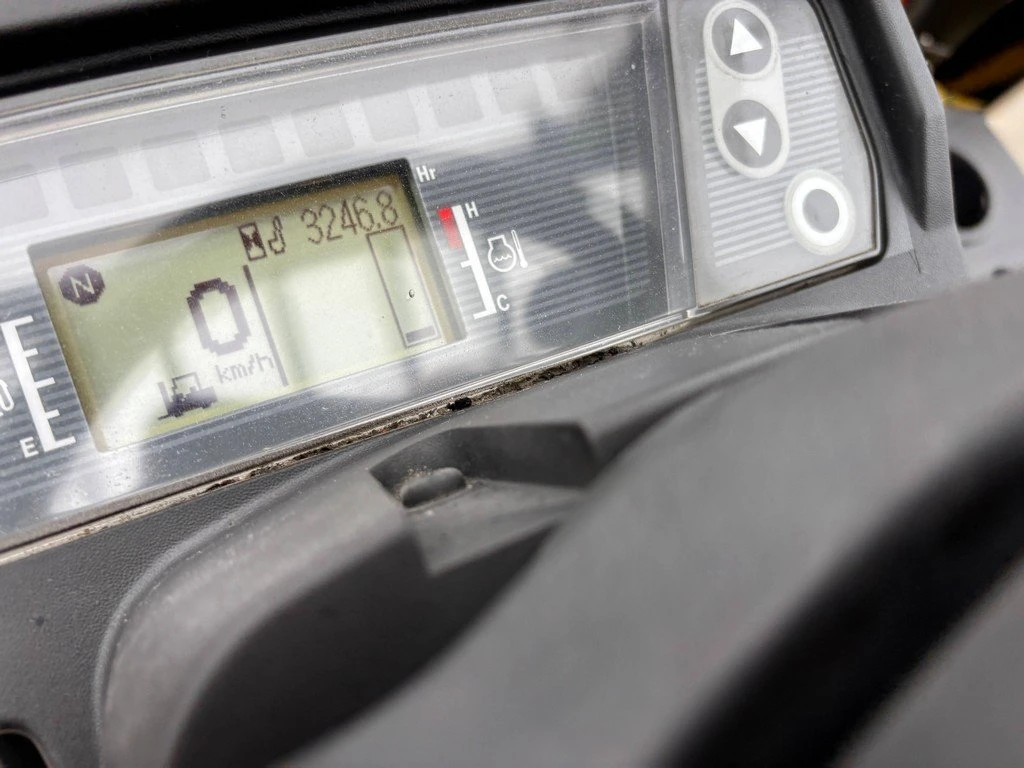 ������� Cat ������� ���������� � ������� ���������� | Mobile.bg � ����������� 10